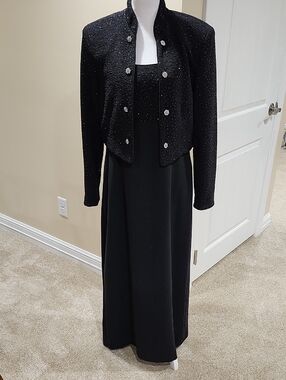 Jessica Howard Black Two-Piece Formal Dress/Jacket